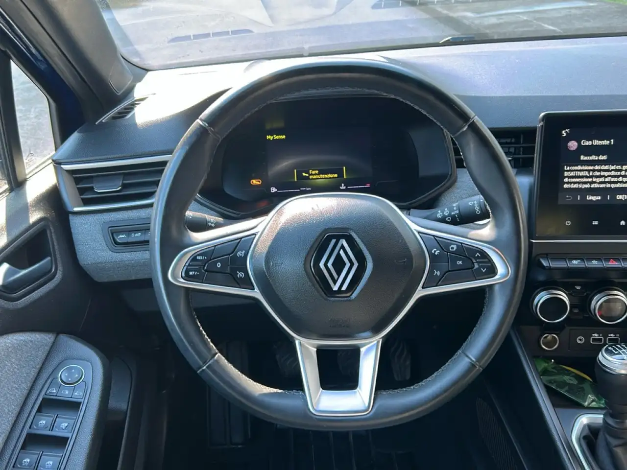 Renault Clio 1.0 TCE TECHNO 12