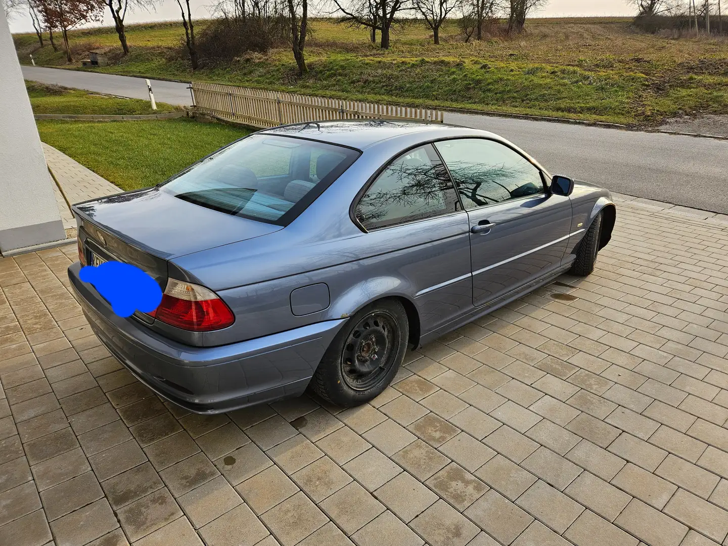 BMW 318 318+Ci Синій - 2