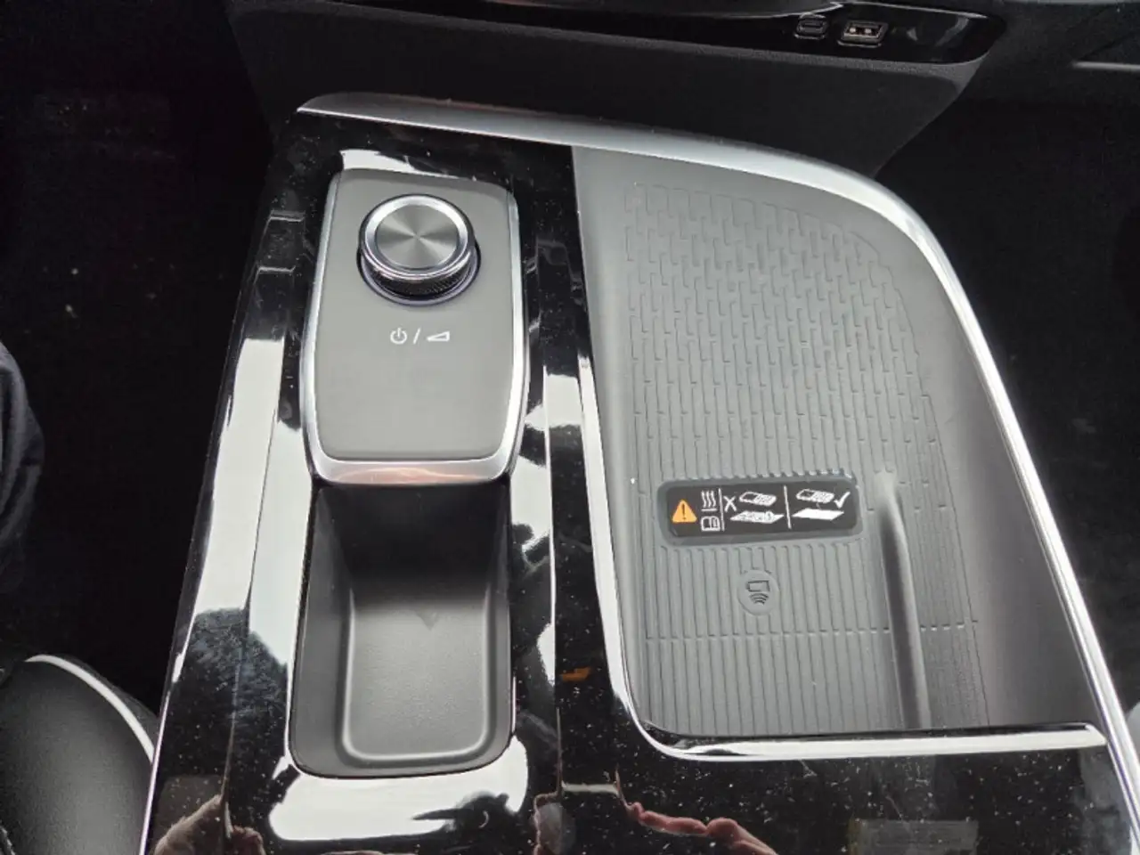 Buick Enclave снимка Buick Enclave