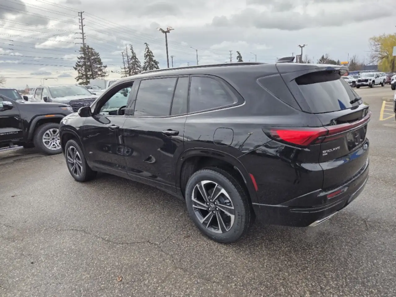 Buick Enclave снимка Buick Enclave