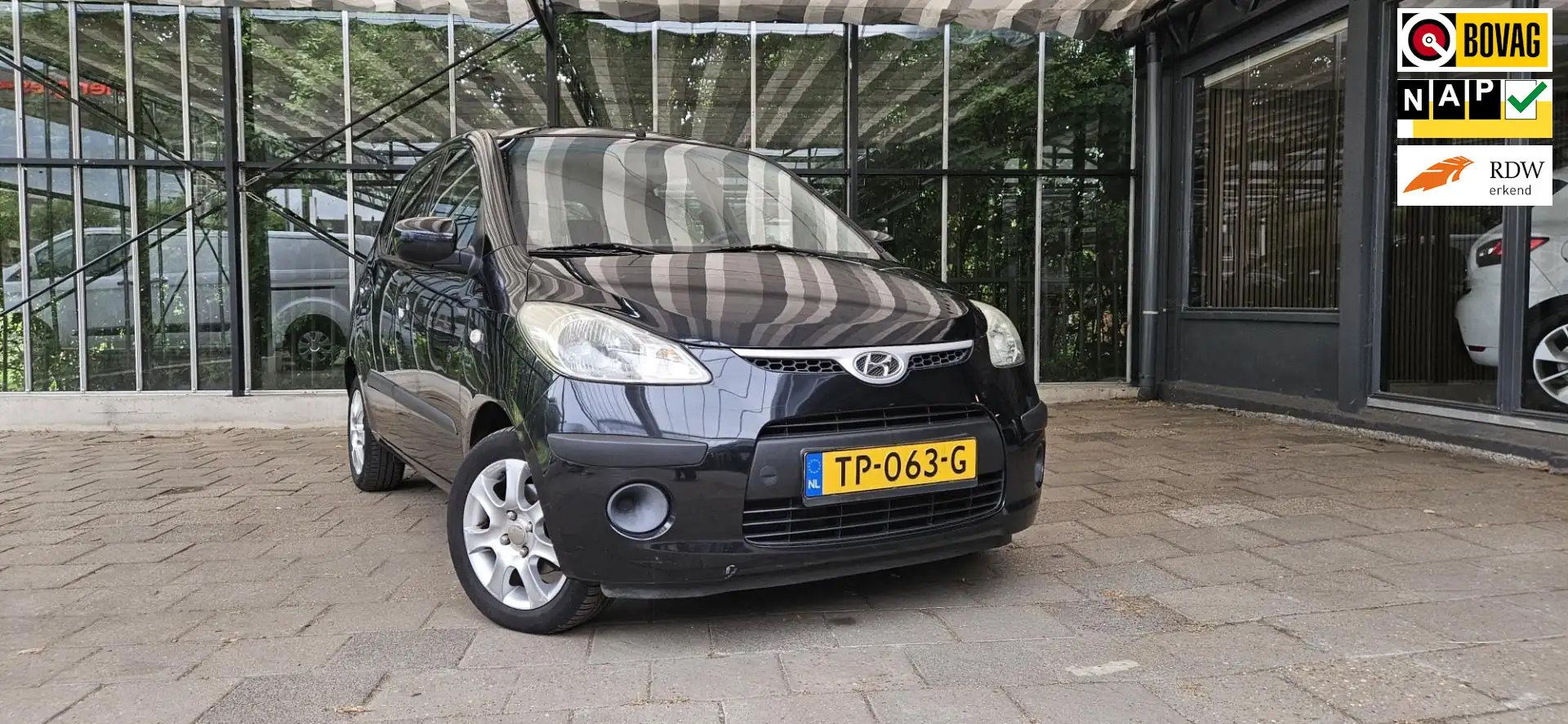 Hyundai i10 1.1 Active Cool / Airco / Rijklaarprijs! Noir - 1