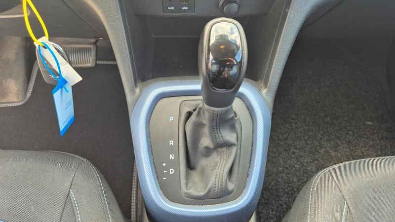 Hyundai i10 1.0 DCT FIFA World Cup Edition — photo 14