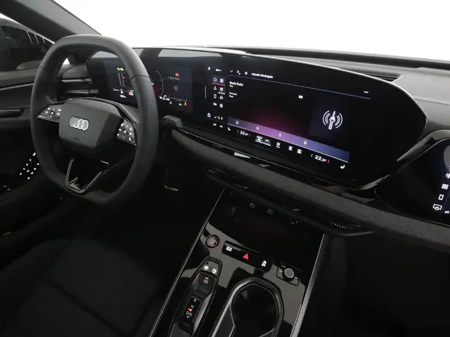 Audi A6 view 12