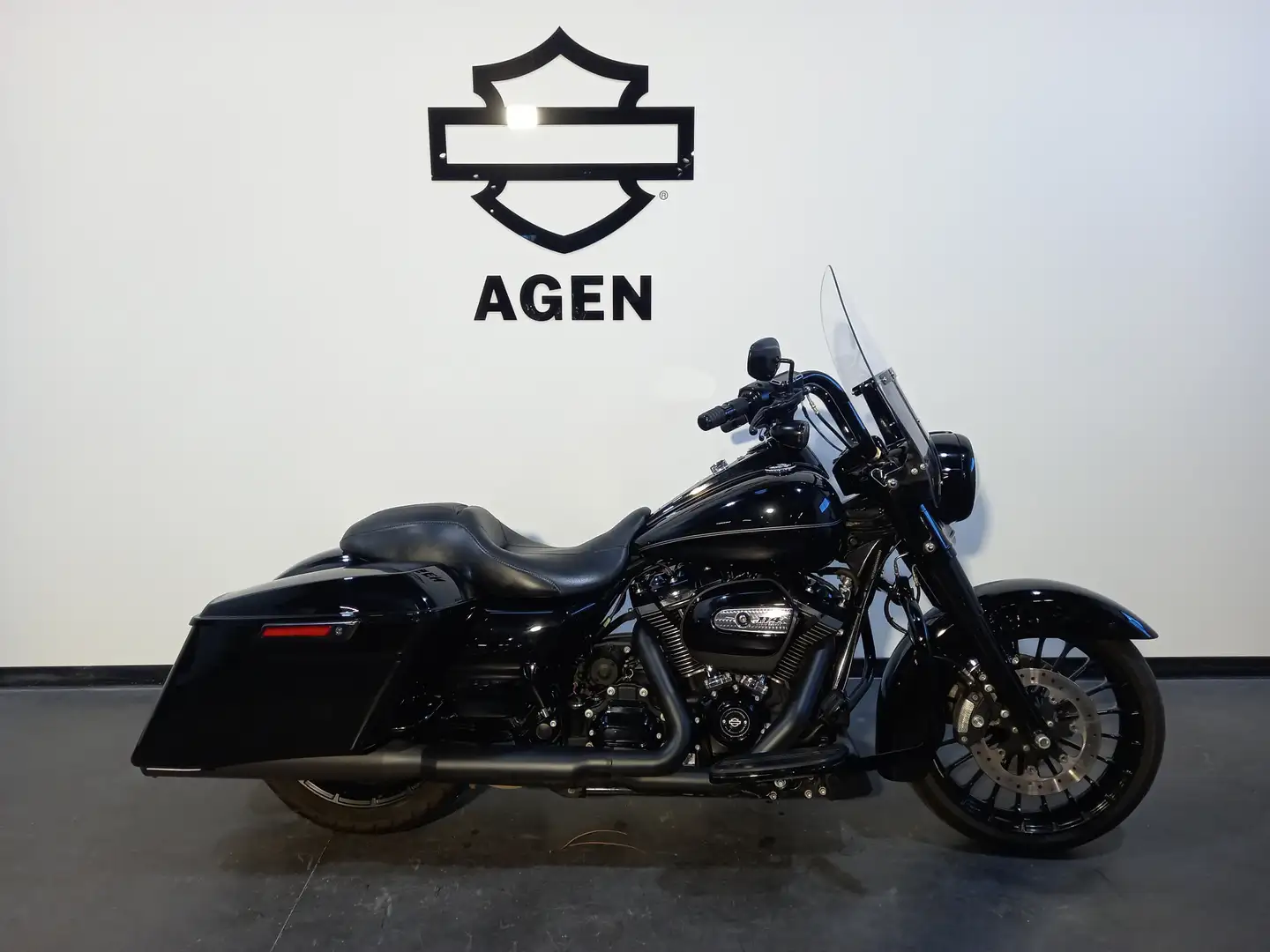 Harley-Davidson Road King Schwarz - 1