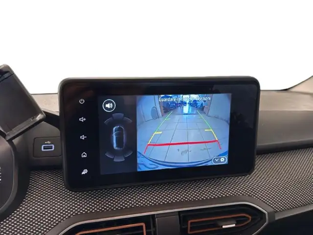 Dacia Sandero view 9