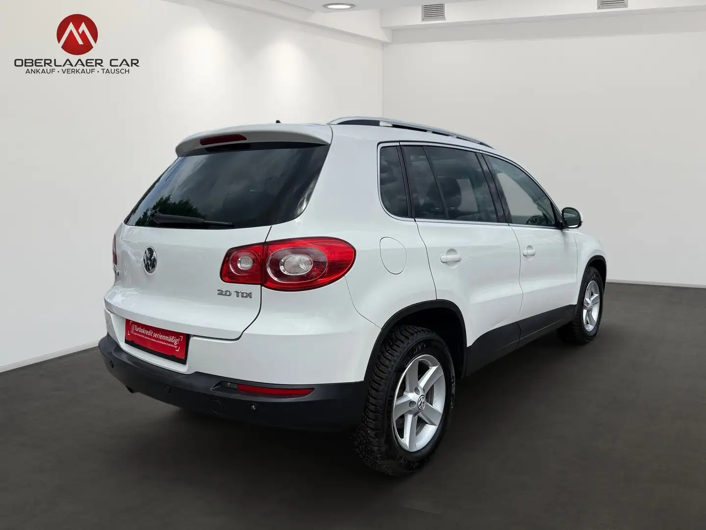 Volkswagen Tiguan Tiguan 2,0 TDI 4Motion Sky|Panorama|Parklenkassist Weiß - 2