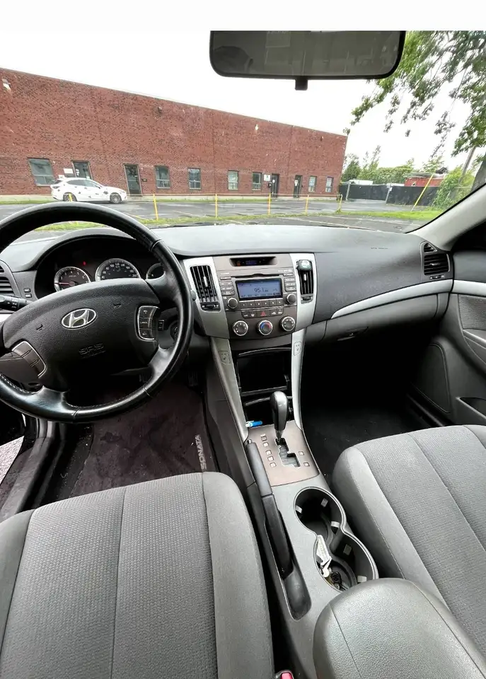 Hyundai SONATA снимка Hyundai SONATA