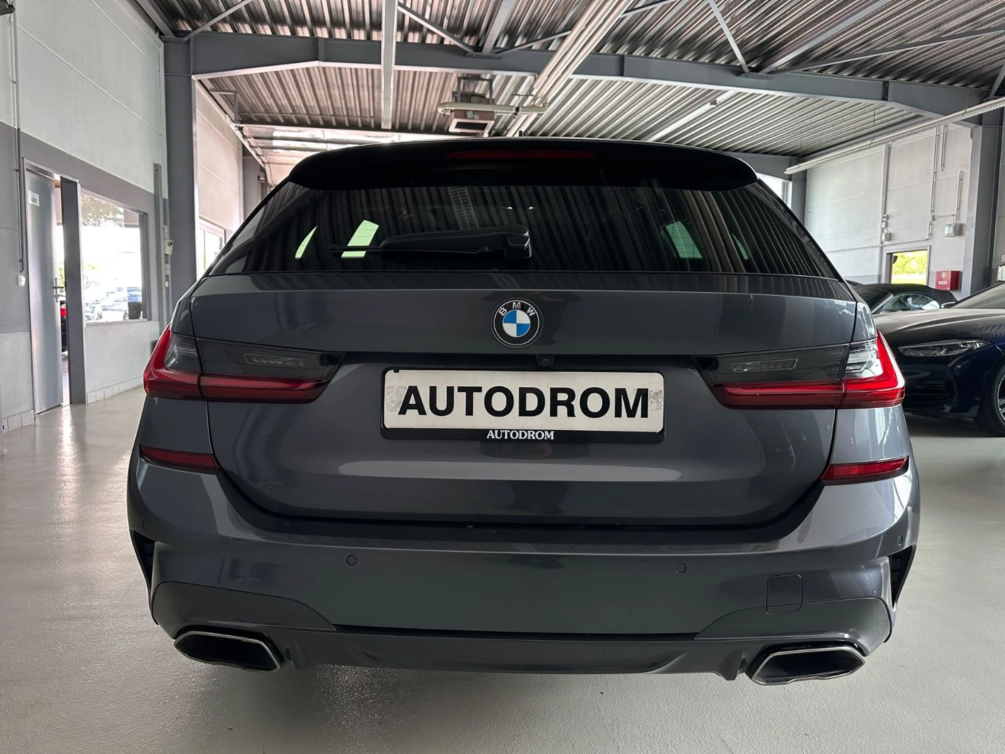 BMW 340 Touring xDrive Laser/Pano/HuD — photo 8