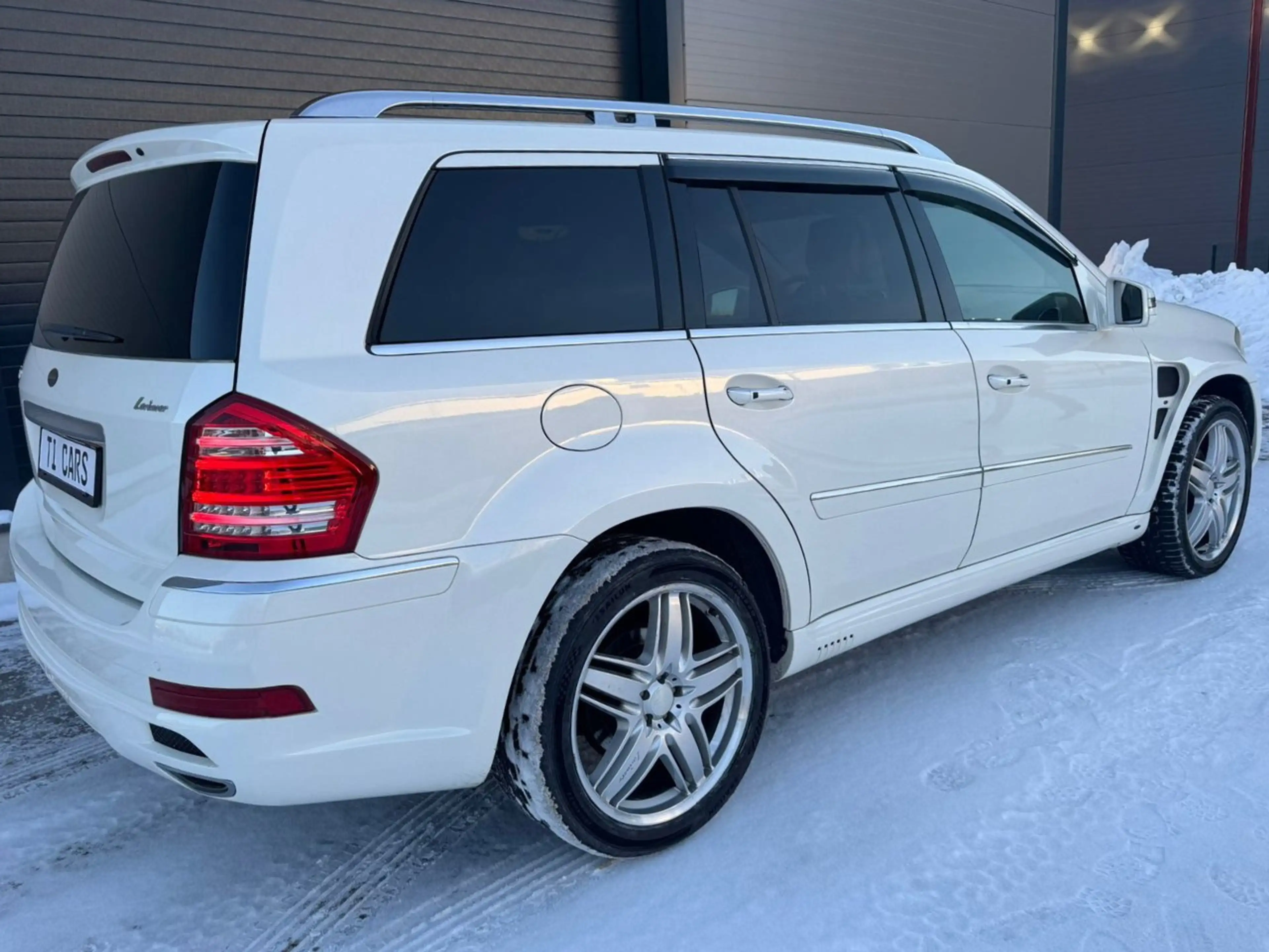 Mercedes-Benz GL 500 GL 500 4Matic 7G-TRONIC — photo 5
