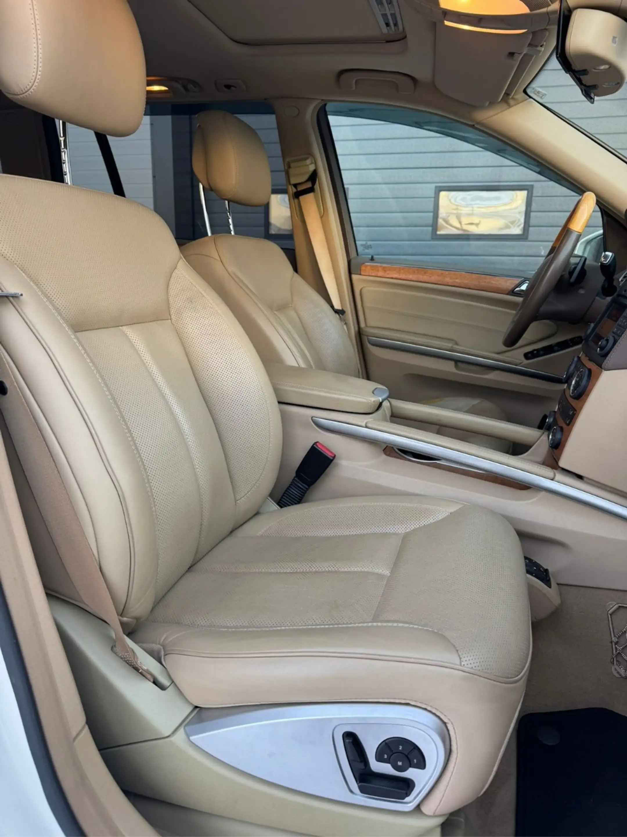 Mercedes-Benz GL 500 GL 500 4Matic 7G-TRONIC — photo 14