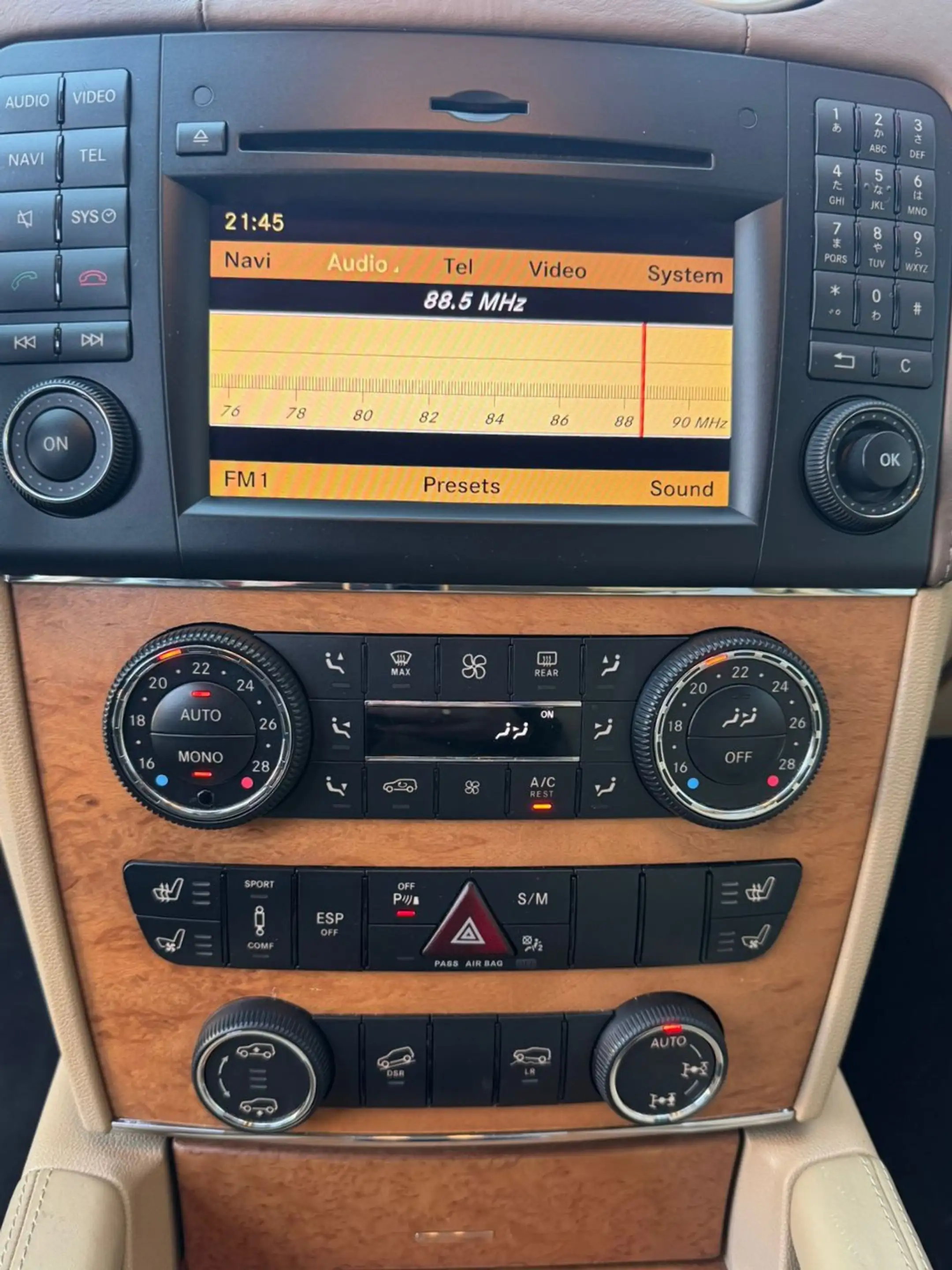 Mercedes-Benz GL 500 GL 500 4Matic 7G-TRONIC — photo 12