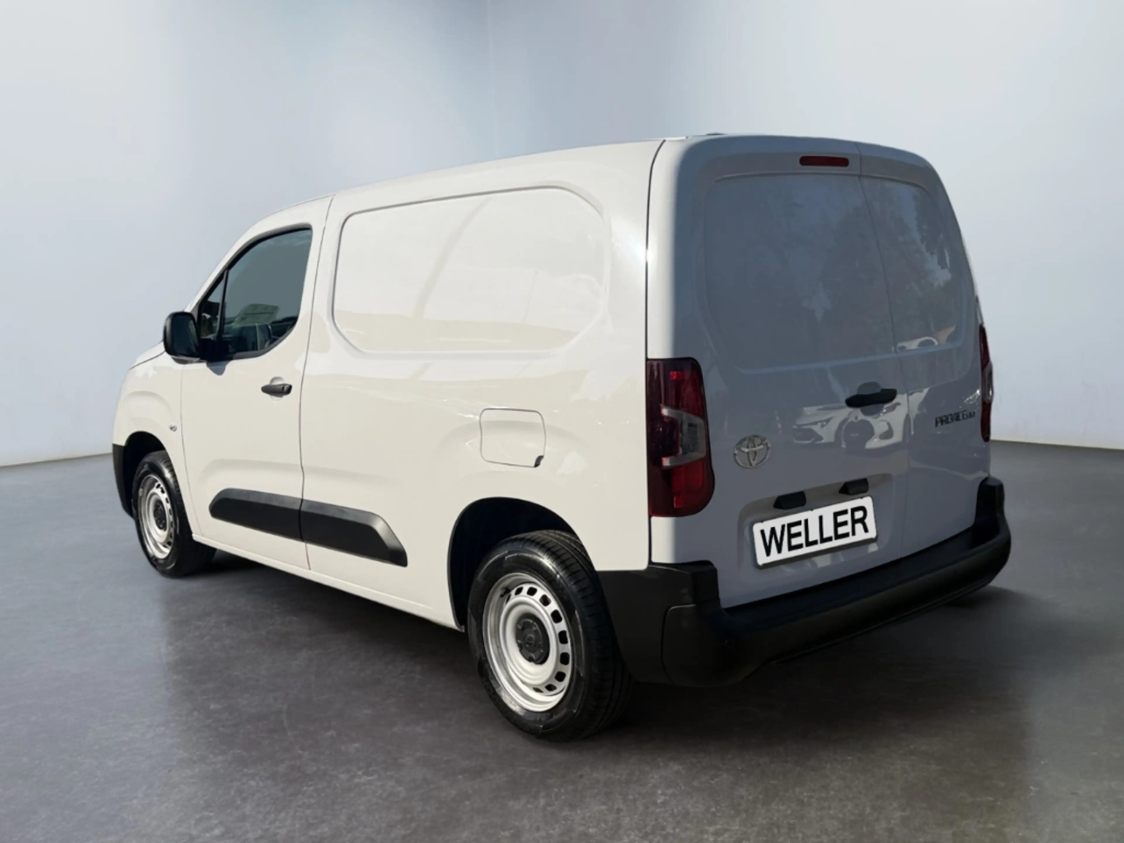 Toyota Proace City 1.5 D-4D L1 Meister *CarPlay*Navi*PDC* — photo 7