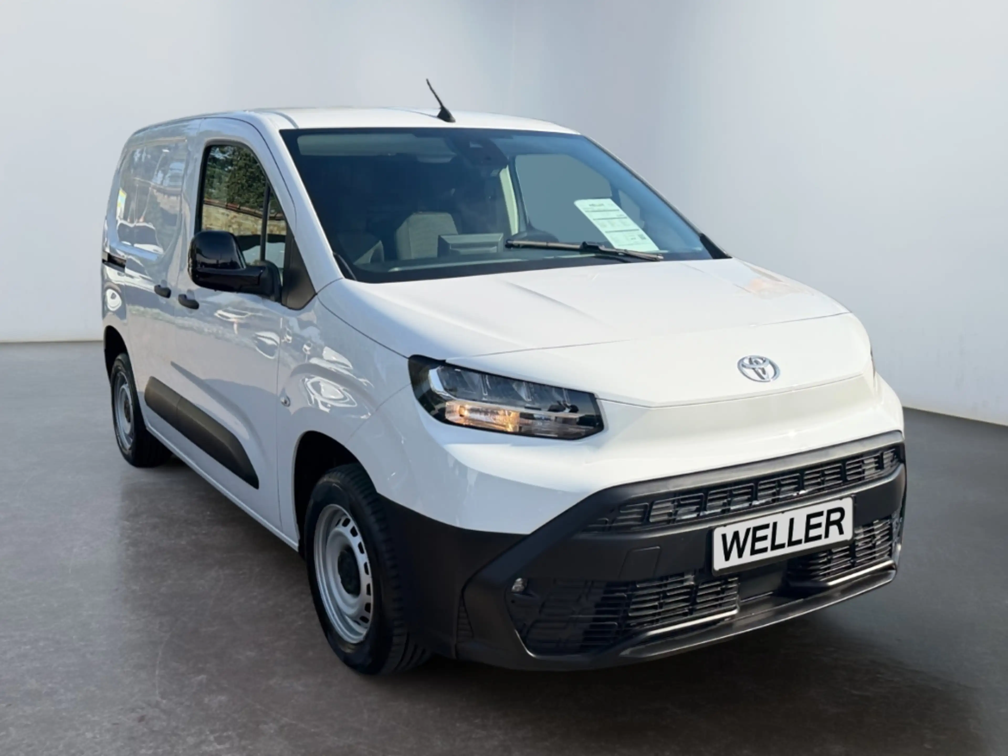 Toyota Proace City 1.5 D-4D L1 Meister *CarPlay*Navi*PDC* — photo 3
