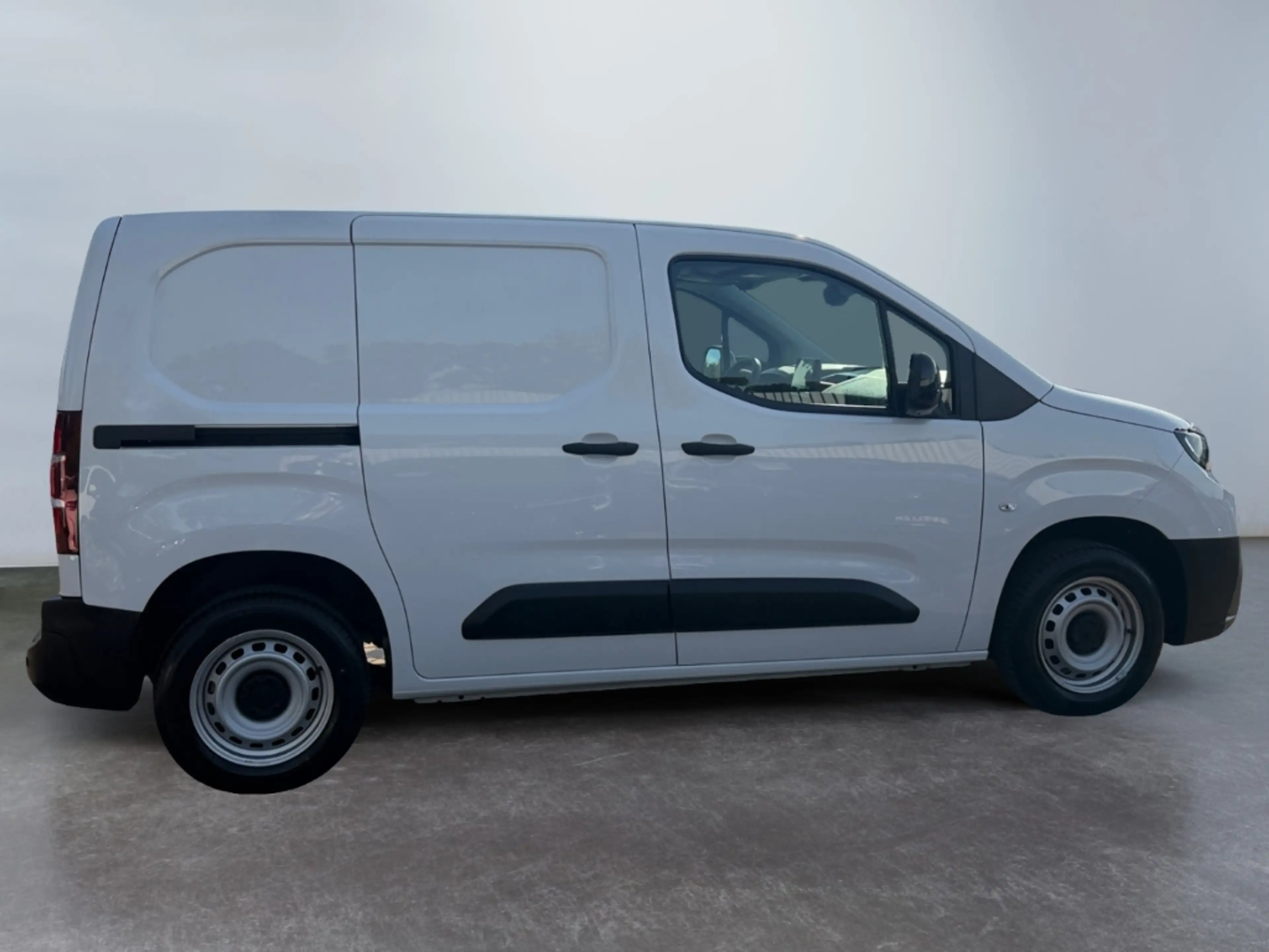 Toyota Proace City 1.5 D-4D L1 Meister *CarPlay*Navi*PDC* — photo 10