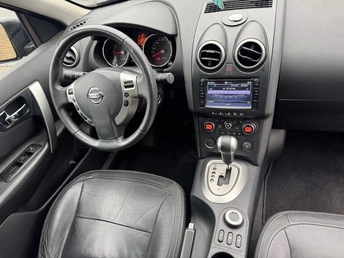 Nissan Qashqai+2 2.0 Tekna 4WD AUT LEER PANO NAVI NAP APK 2-2026 Schwarz - 2
