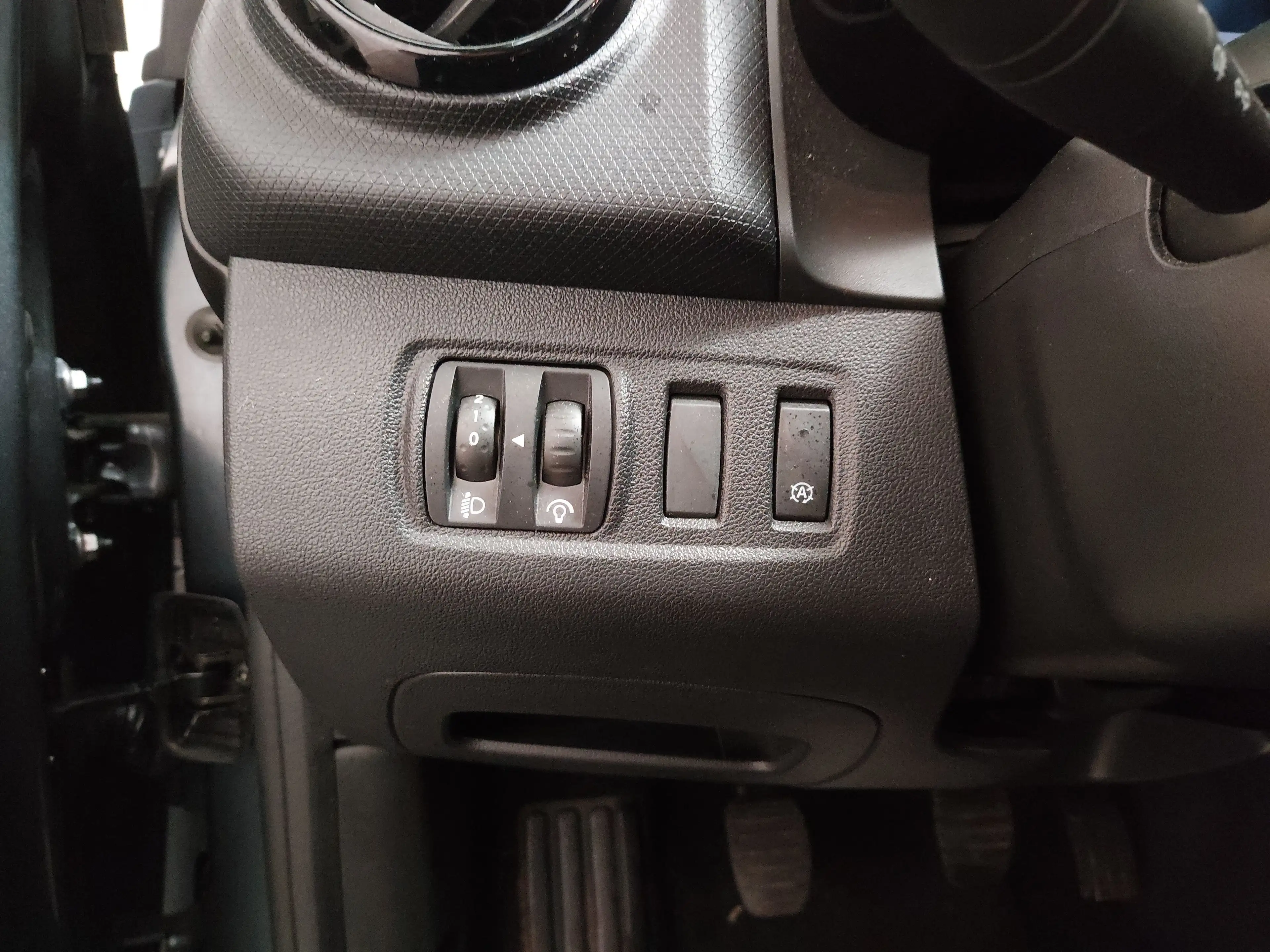 Renault Clio Grandtour 0.9 TCe Navi AHK Shz — photo 7