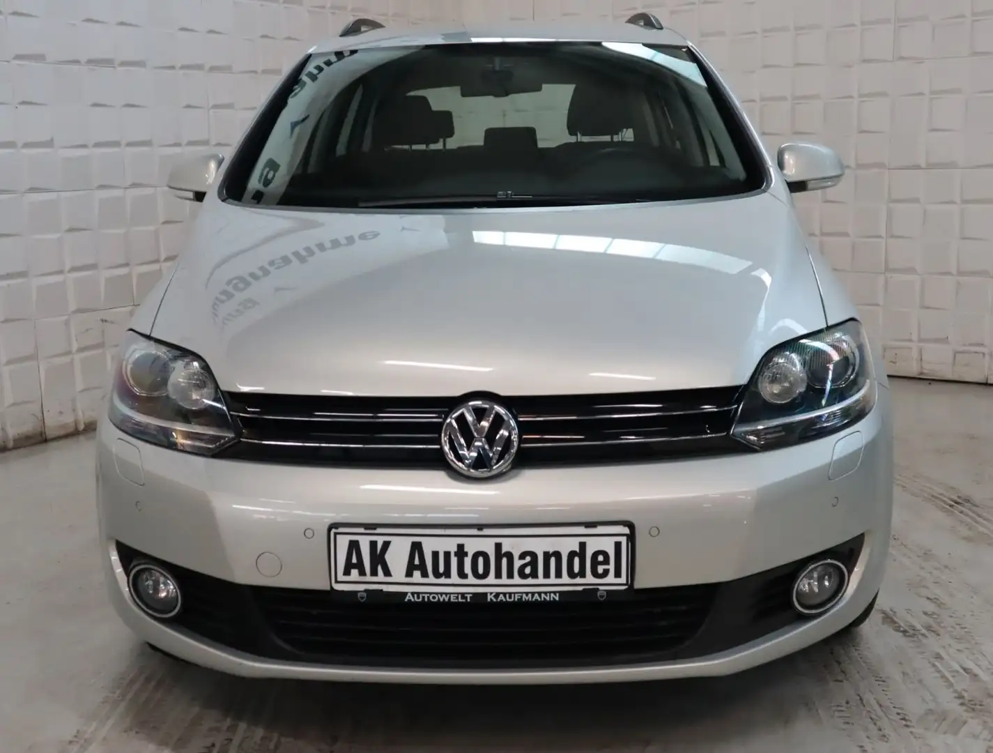 Volkswagen Golf Plus VI Comfortline BMT Xenon Navi SHZ PDC Plateado - 2