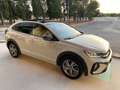 Volkswagen Taigo 1.0 TSI 116 CV DSG R-Line TETTO APR/PAN Grijs - thumbnail 3