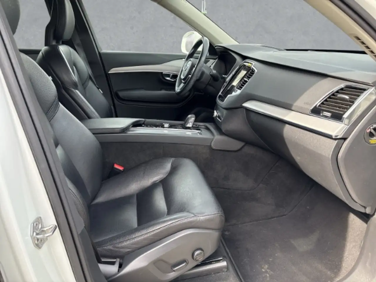Volvo XC90 Momentum Pro B5 Diesel 19''LM Standhz HUD DAB Keyl, миниатюра 3