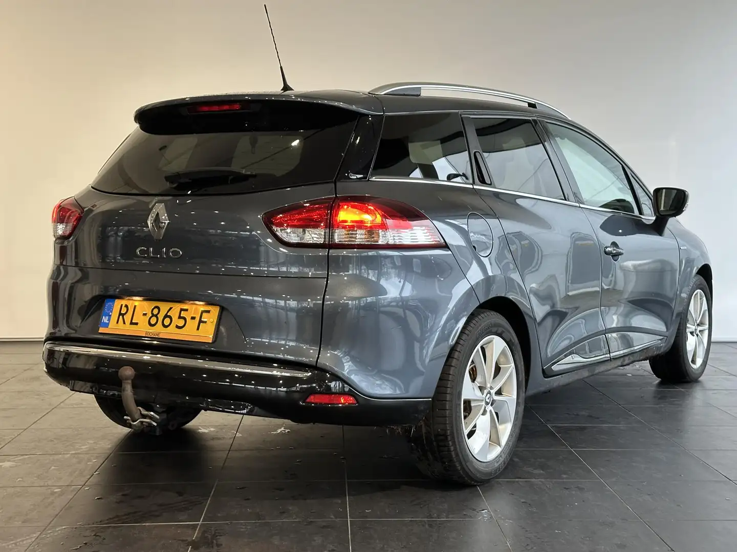 Renault Clio Estate 0.9 TCe Limited NAVIGATIE | PARKEERSENSOREN Grau - 2