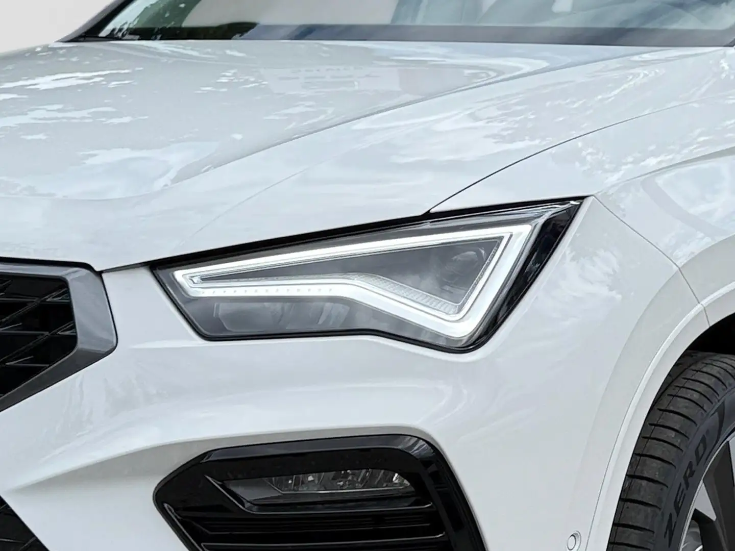 CUPRA Ateca 2.0 TSI DSG 4Drive NAVI ACC AHK LED Kamera Weiß - 2