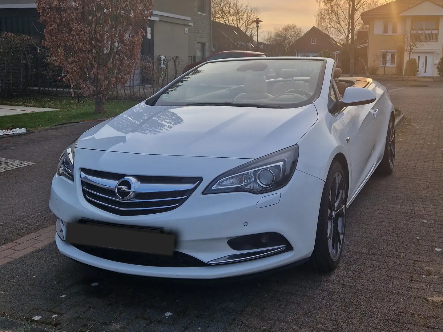 Opel Cascada Cascada 1.6 (ECOTEC) DI Turbo Automatik Innovation Fehér - 1