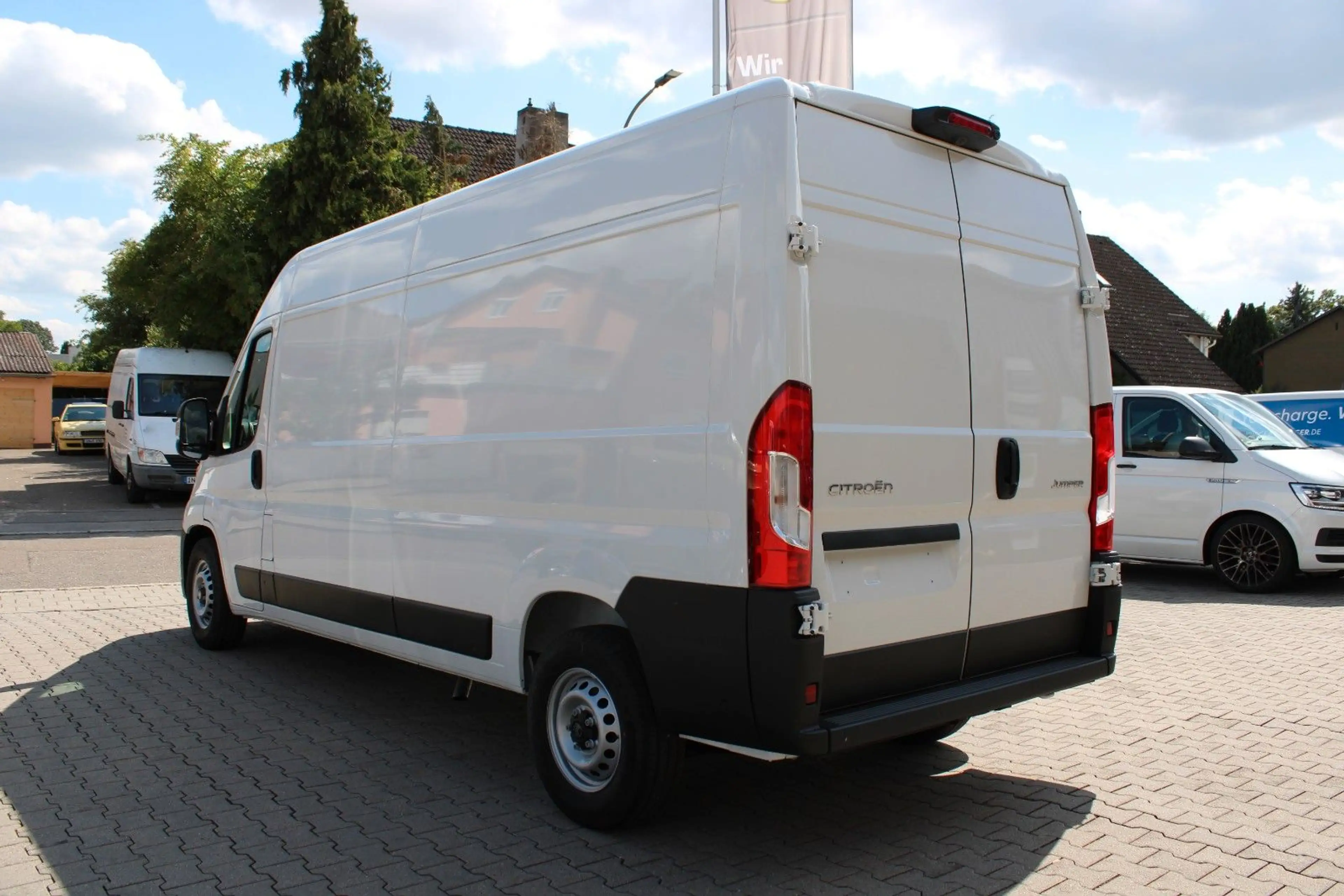 Citroen Jumper Kastenwagen 35 L3H2 BlueHDi 180 Aut. — photo 6