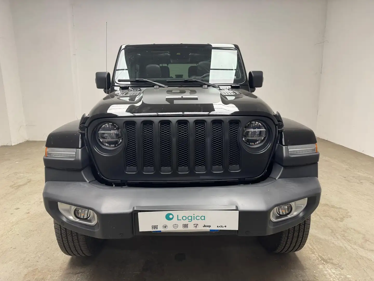 Jeep Wrangler 3 Porte 2.2 Multijet II Sahara 1941 by Mopar Nero - 2