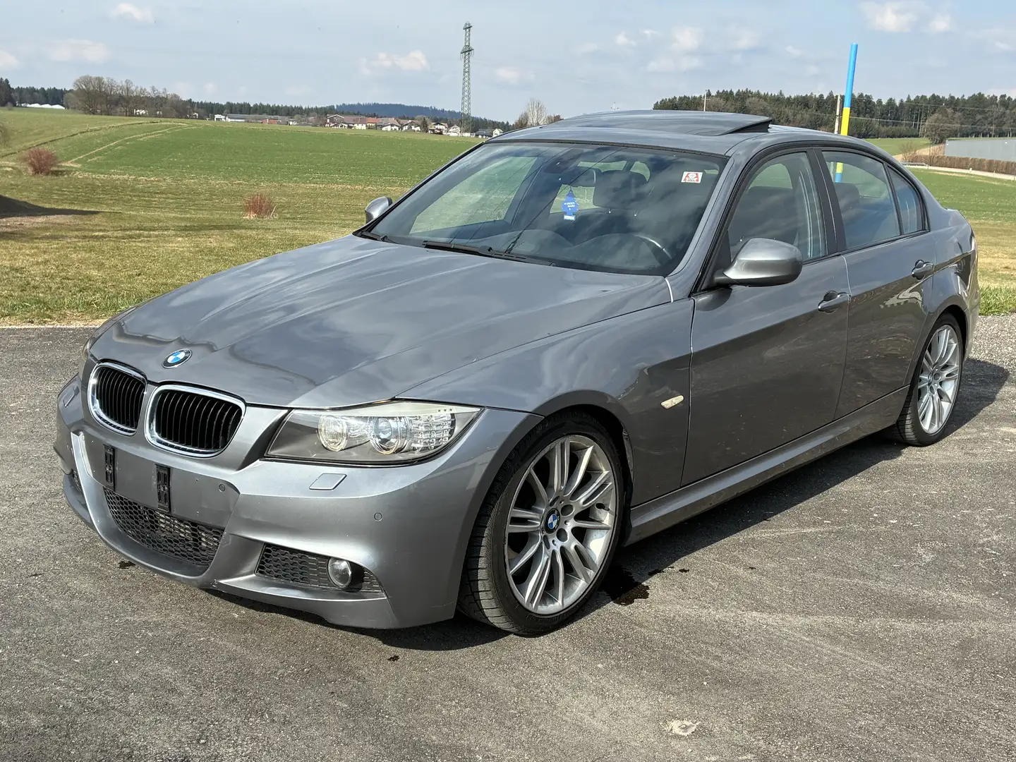 BMW 335 335i xDrive Aut. - 1