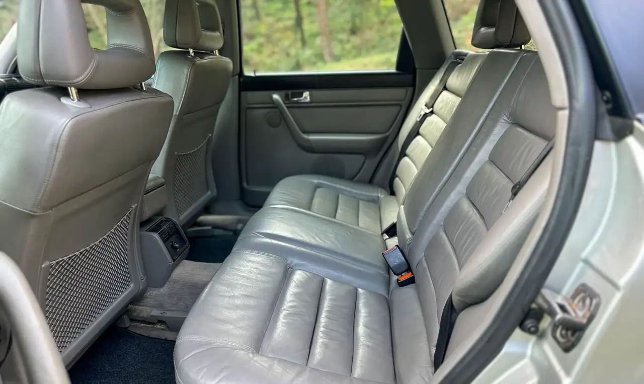 Audi S4 C4 Avant 2.2, foto 6