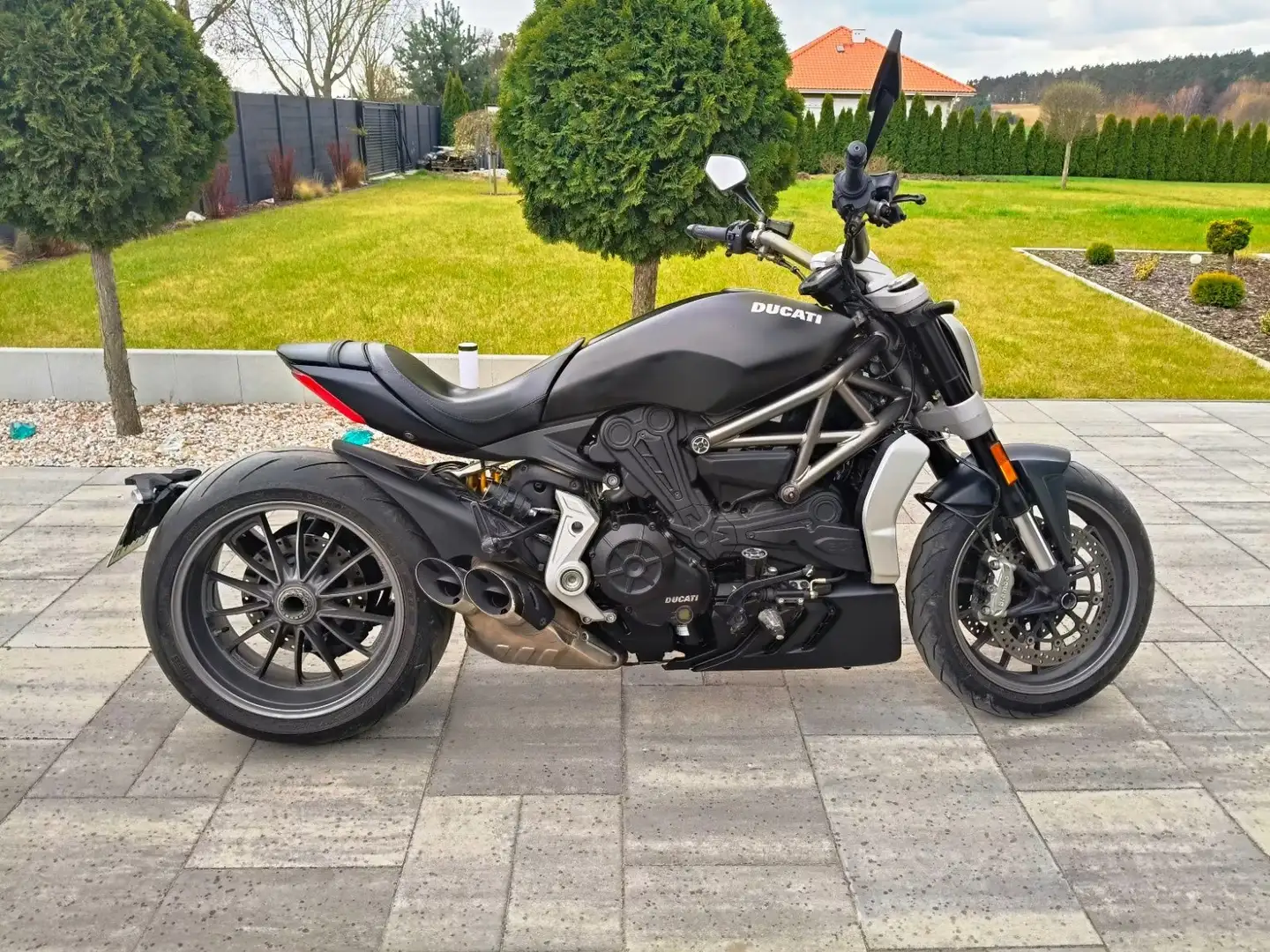 Ducati XDiavel Black - 1