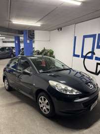 Plus 5p 1.1 Trendy 93mila Km Distribuzione Eseguit