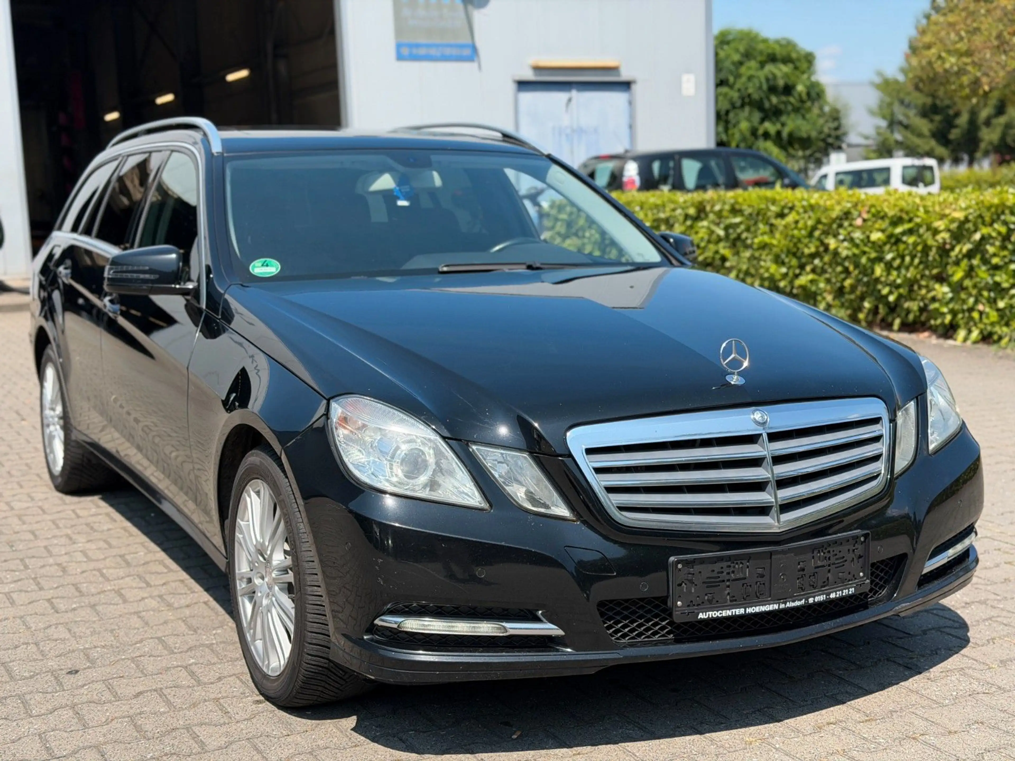 Mercedes-Benz E 250 CDI 4Matic T-Modell * Panorama* Navi* — photo 5