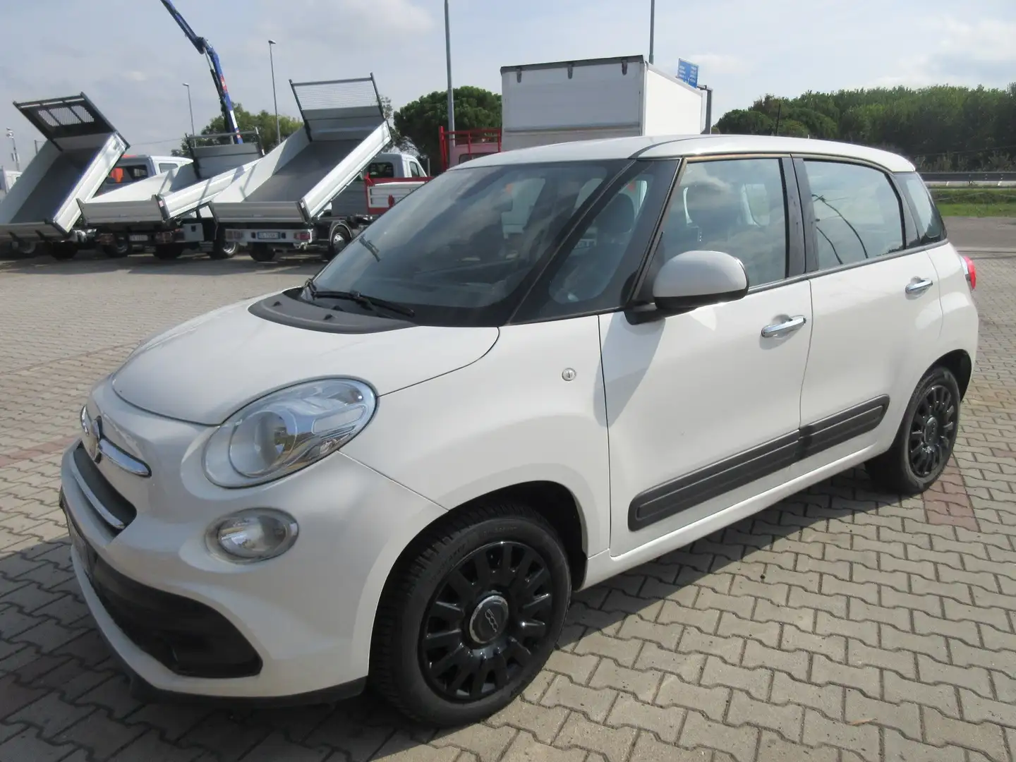 Fiat 500L AUTOCARRO 500L 2017 1.6 mjt Business 120cv my20 Bianco - 1