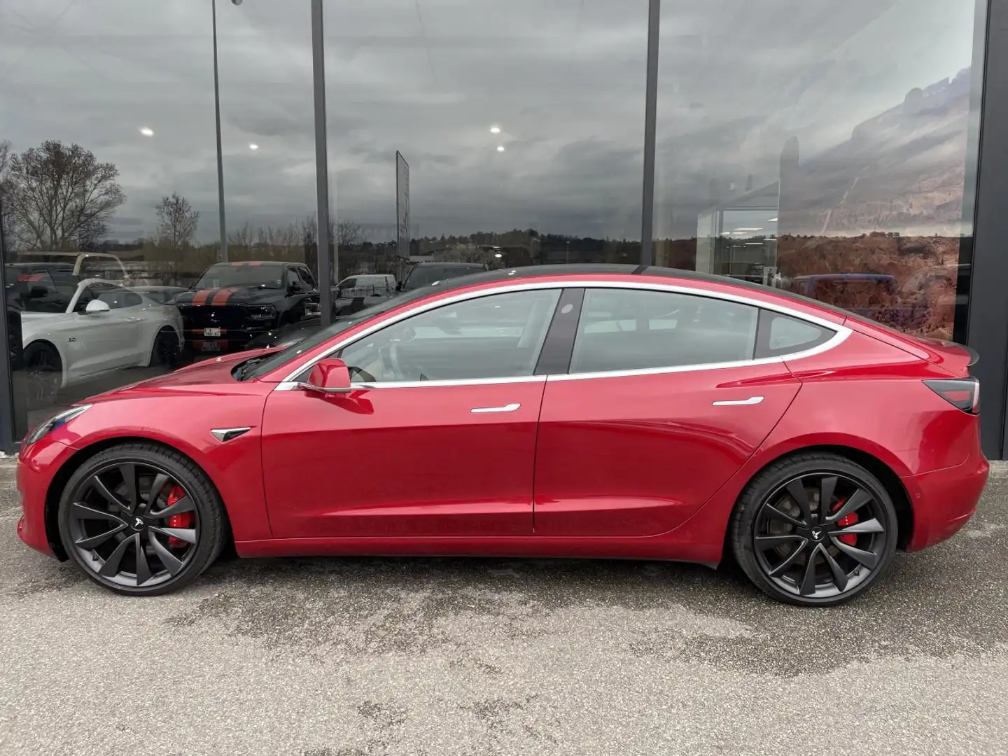 Tesla Model 3 Performance PUP Upgrade Dual Motor AWD Rouge - 2