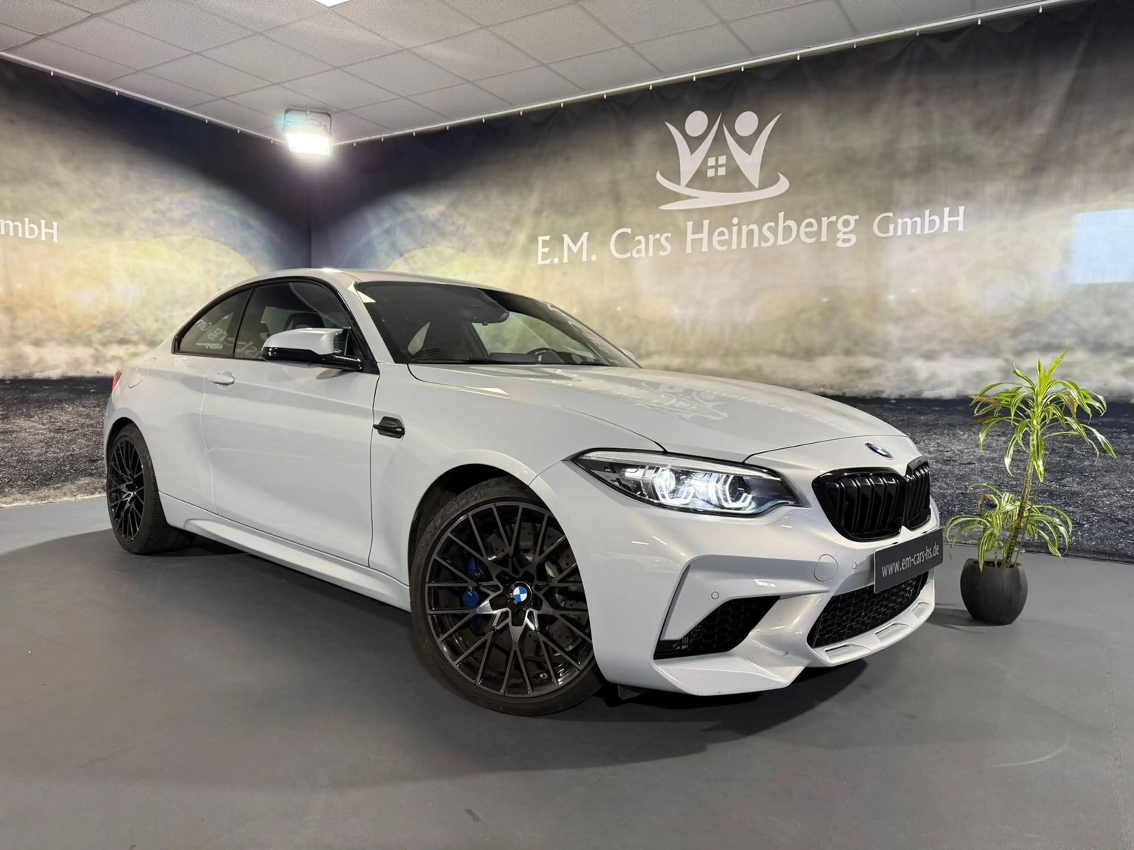 BMW M2 Competition Akrapovic Leder Navi LED