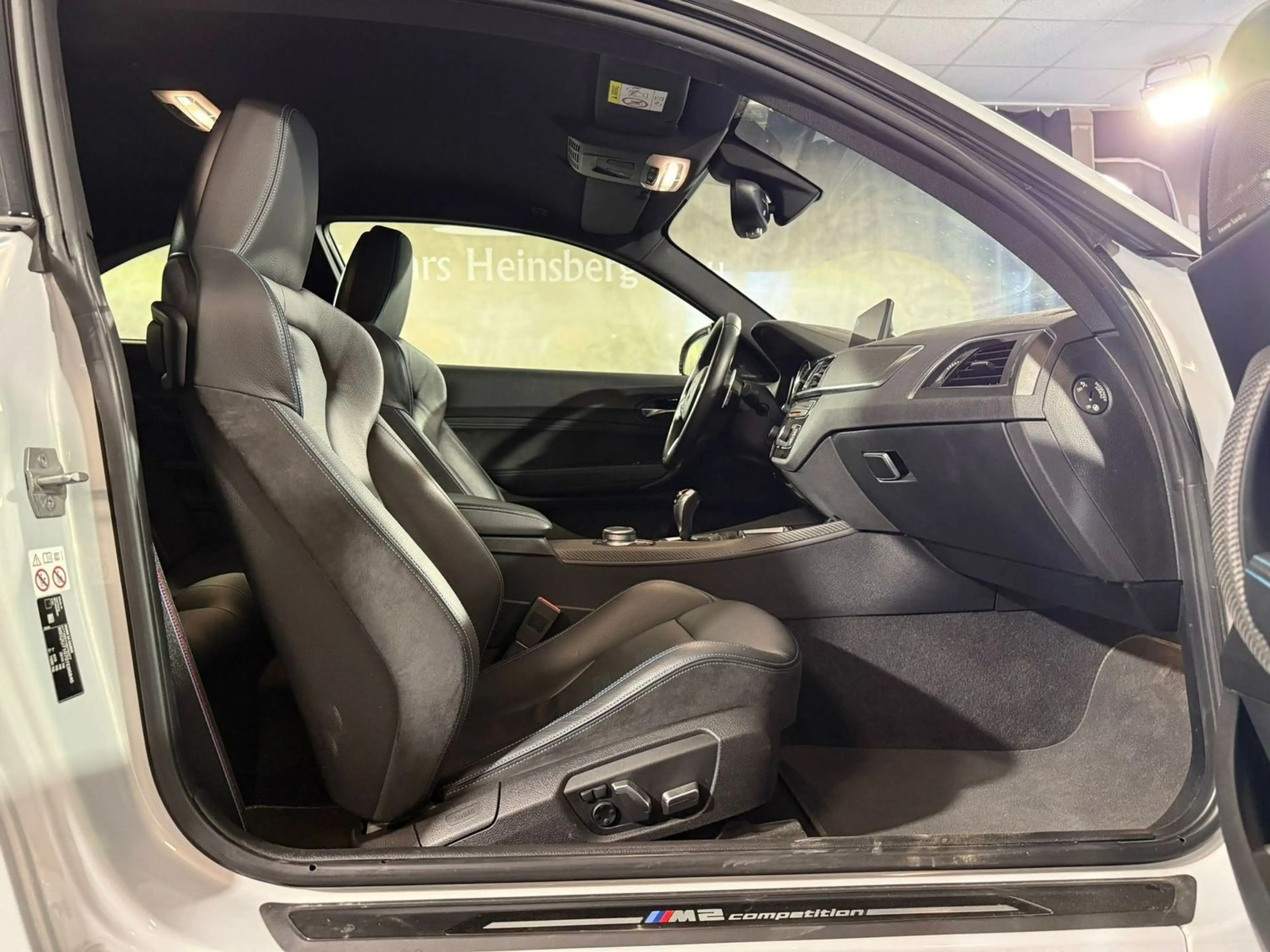 BMW M2 Competition Akrapovic Leder Navi LED — photo 11