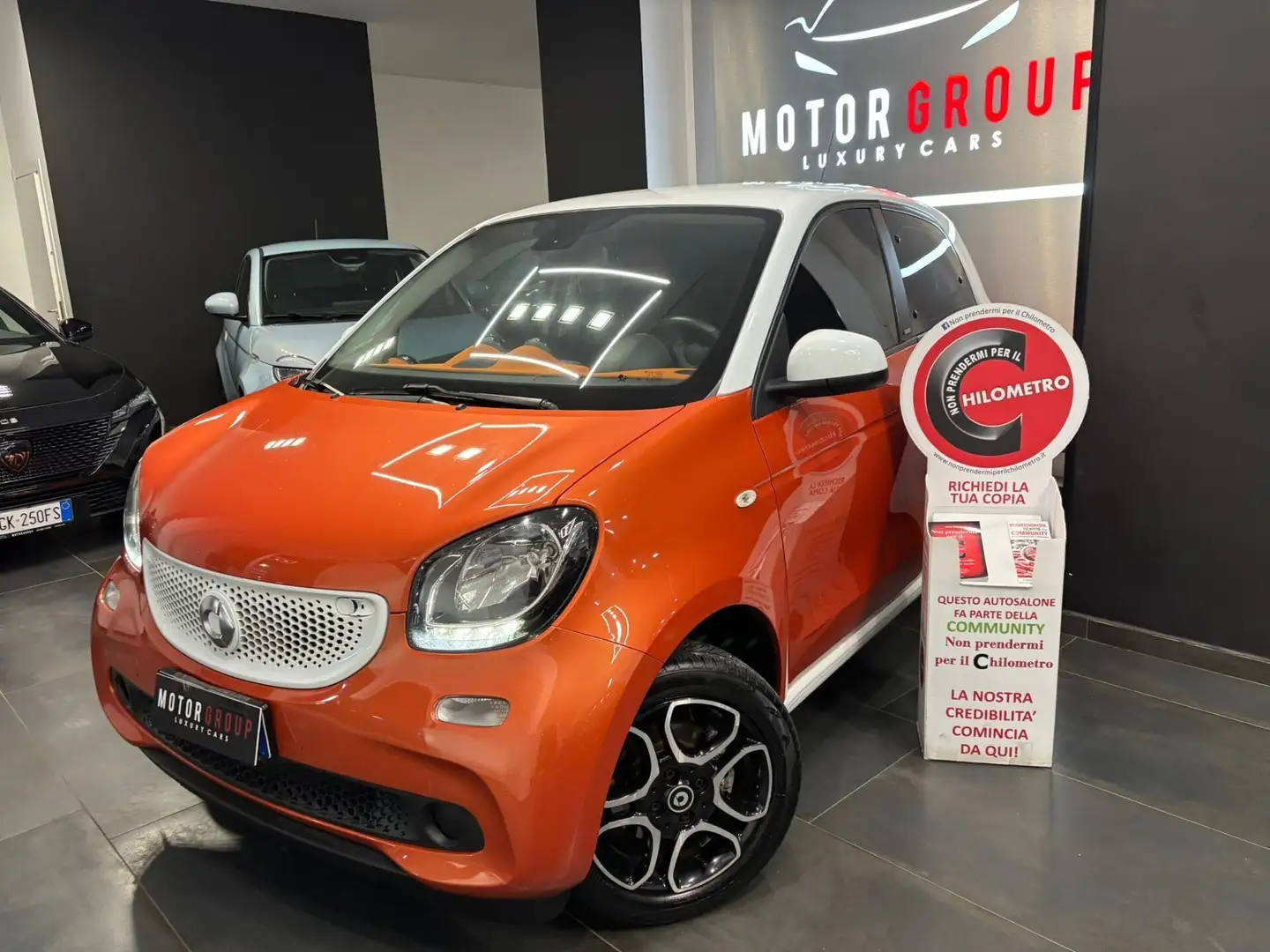 smart forFour forfour 70 1.0 Passion Orange - 1