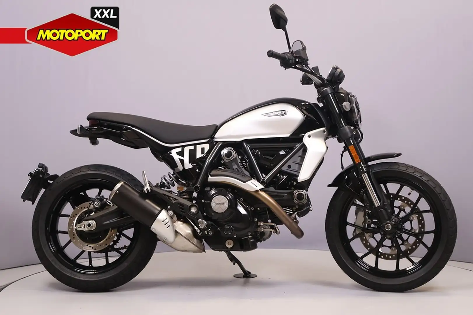 Ducati Scrambler ICON Zwart - 1