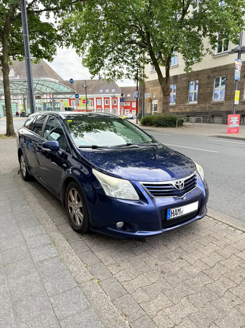 Toyota Avensis Combi 2.2 D-4D Automatik TEC-Edition - 1