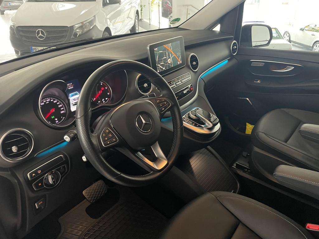 Mercedes-Benz V 250