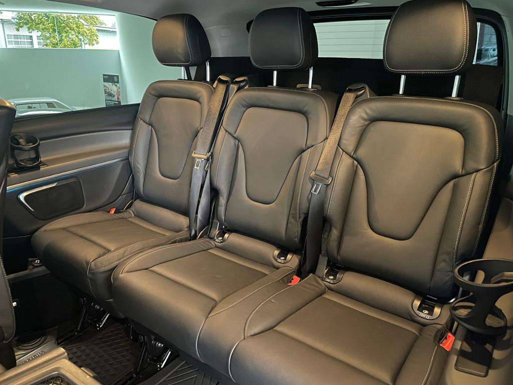 Mercedes-Benz V 250