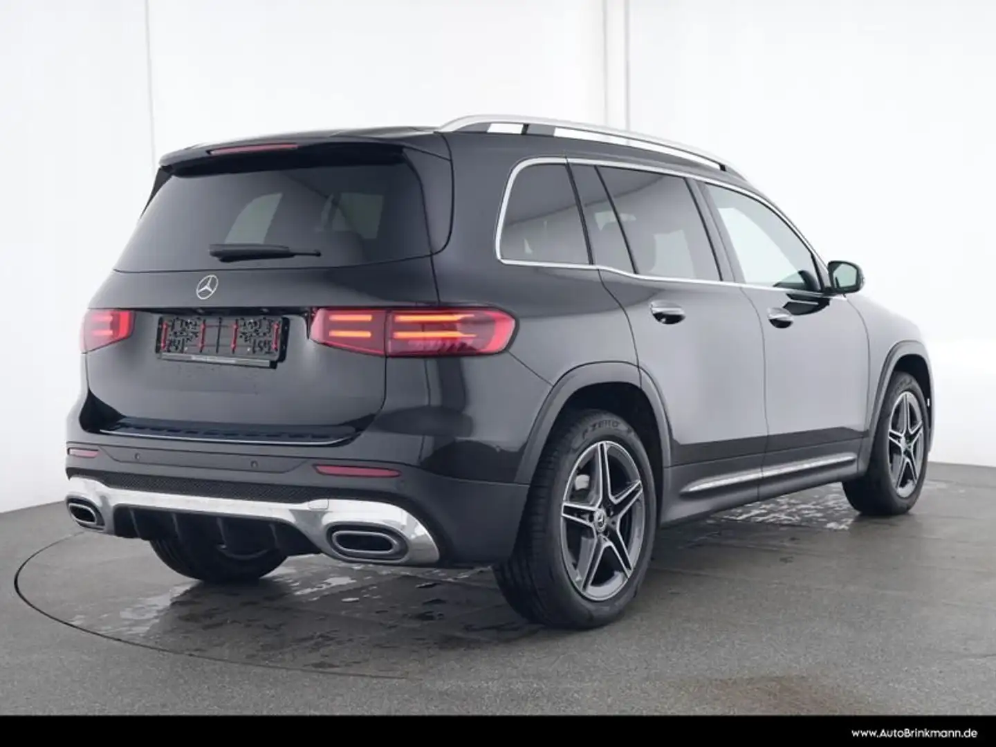 Mercedes-Benz GLB 180 GLB 180 AMG-LINE+/STANDHZG/KAMERA/LED/WINTER SHZ Černá - 2