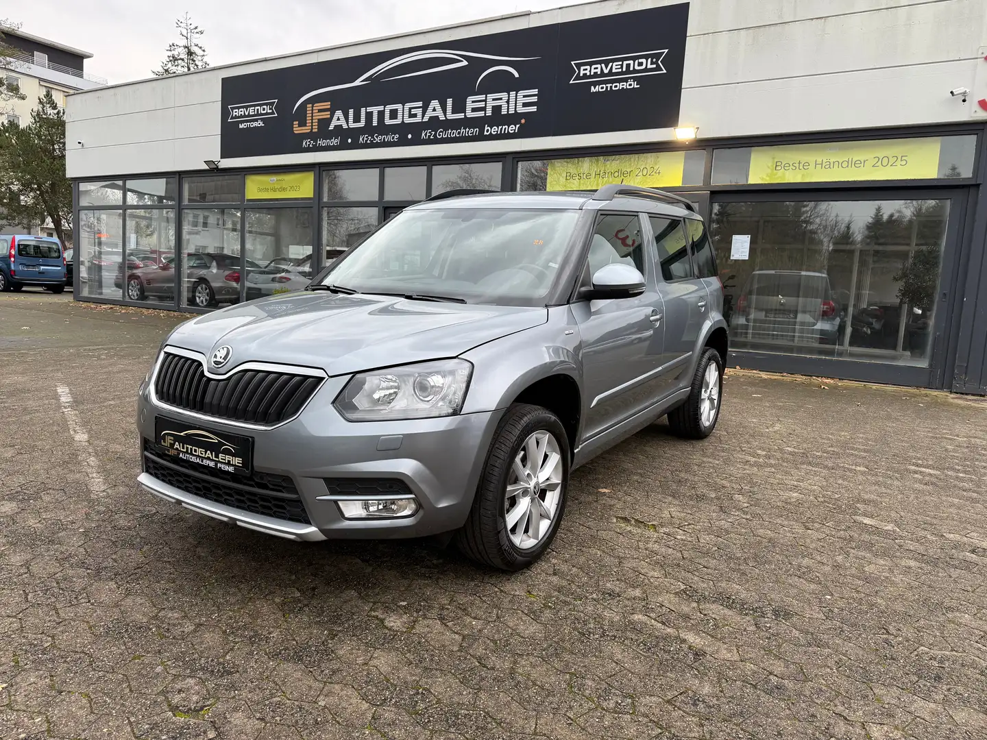 Skoda Yeti Joy"1.HAND"Wenig-Km"Automatik"12MonateGarantie" Grau - 1