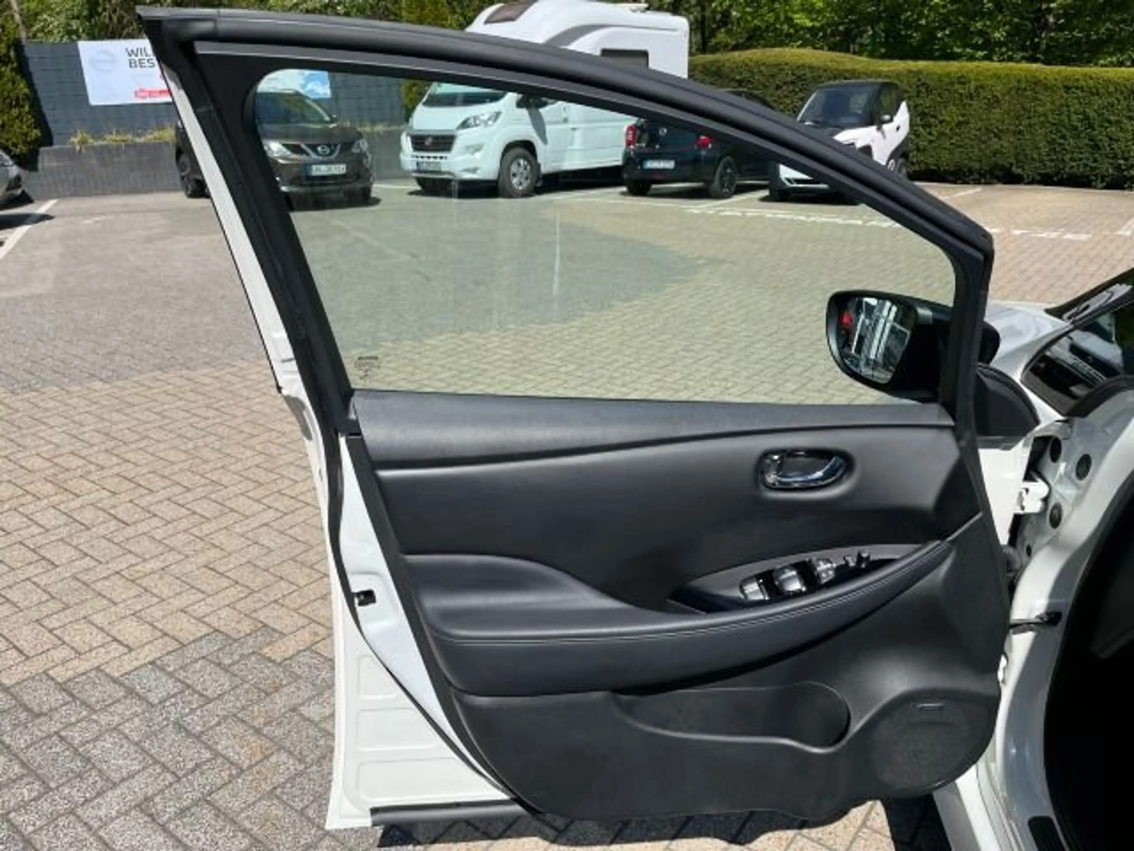Nissan Leaf e+ 62 kWh Tekna Navi AVM BOSE Leder LED SH — photo 12