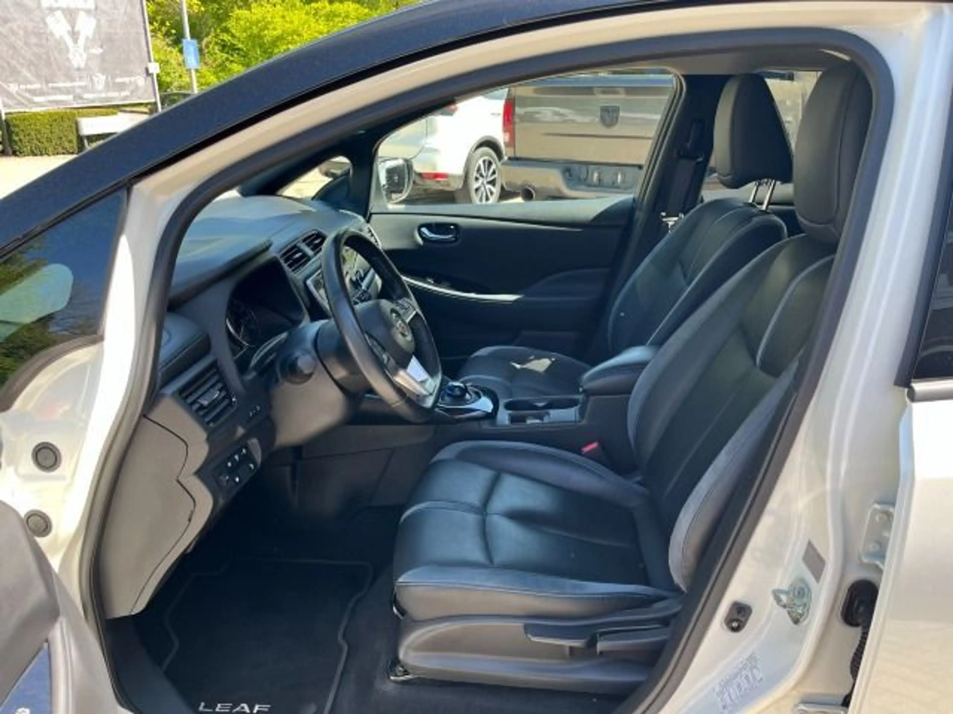 Nissan Leaf e+ 62 kWh Tekna Navi AVM BOSE Leder LED SH — photo 11