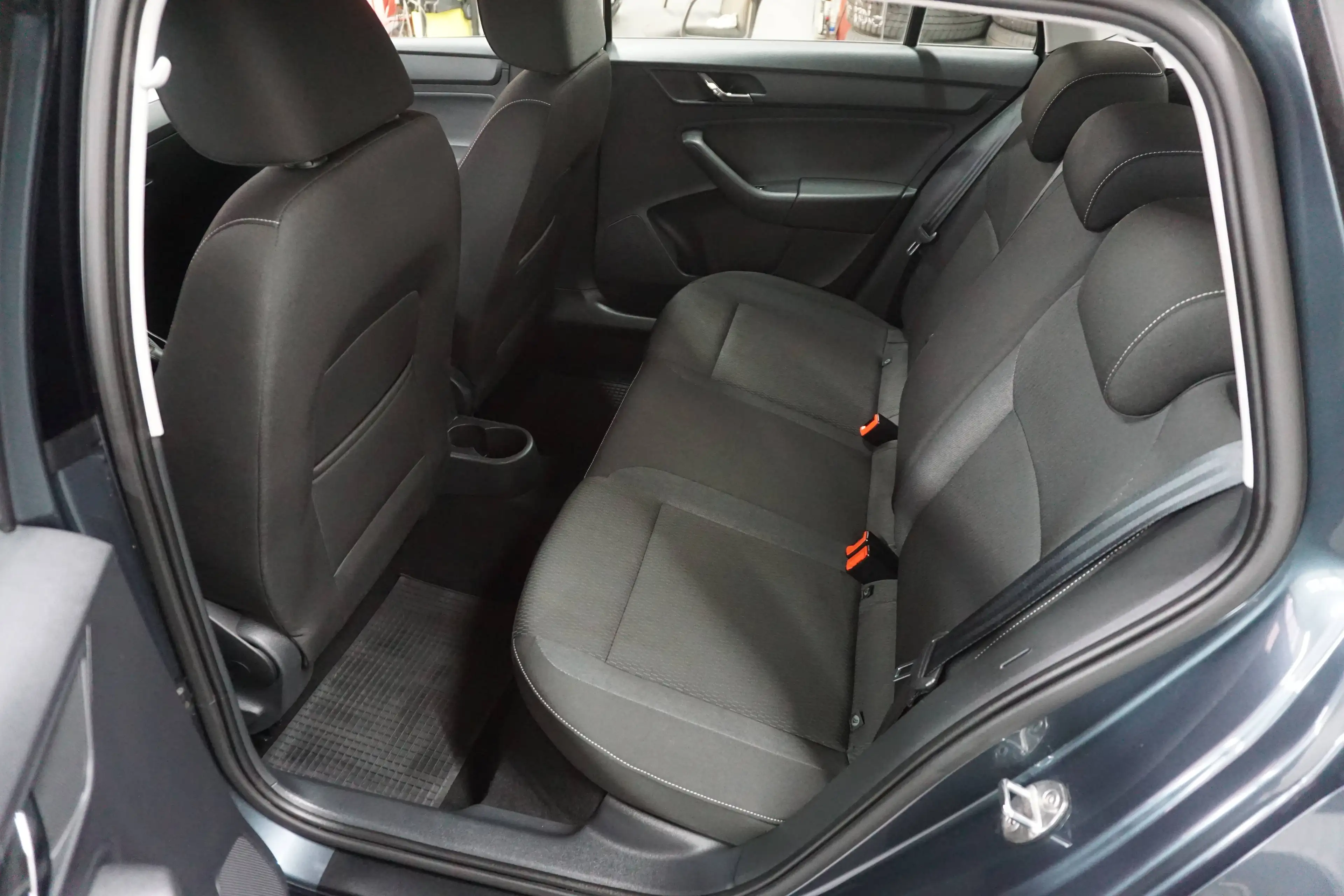 Skoda Rapid/Spaceback Ambition — photo 12