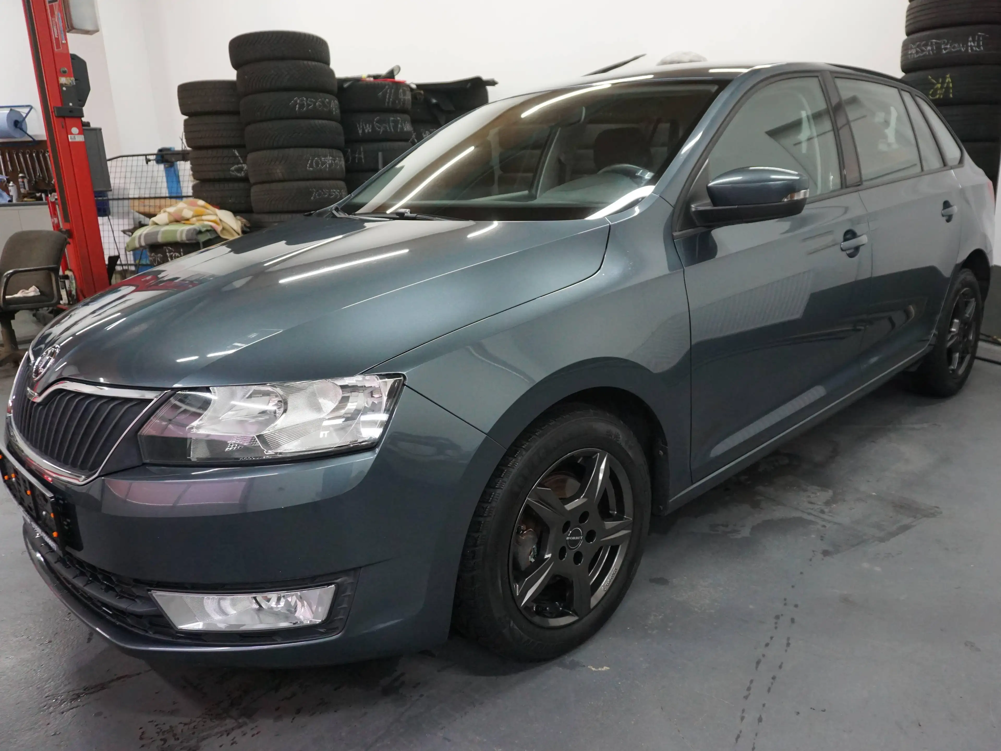 Skoda Rapid/Spaceback Ambition — photo 3
