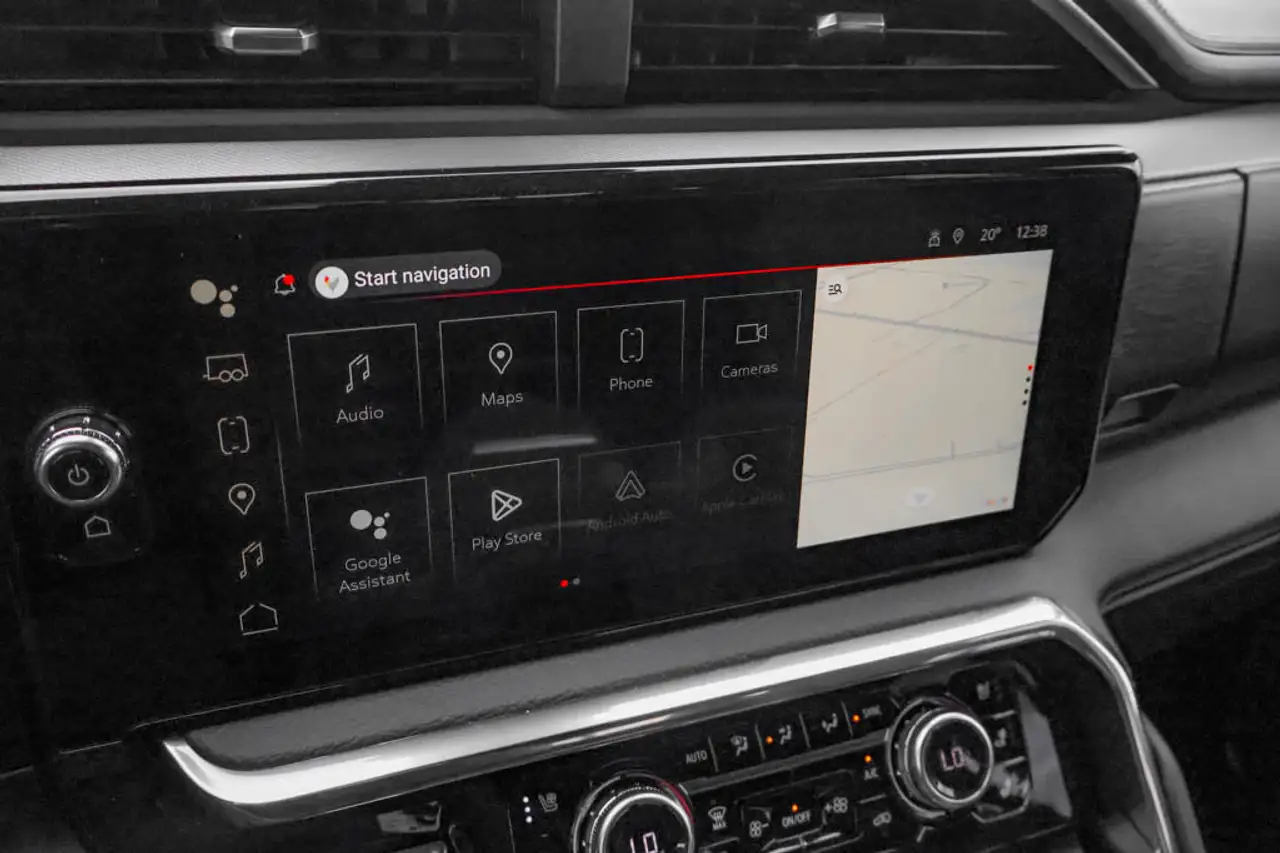 GMC Sierra 3500HD снимка GMC Sierra 3500HD
