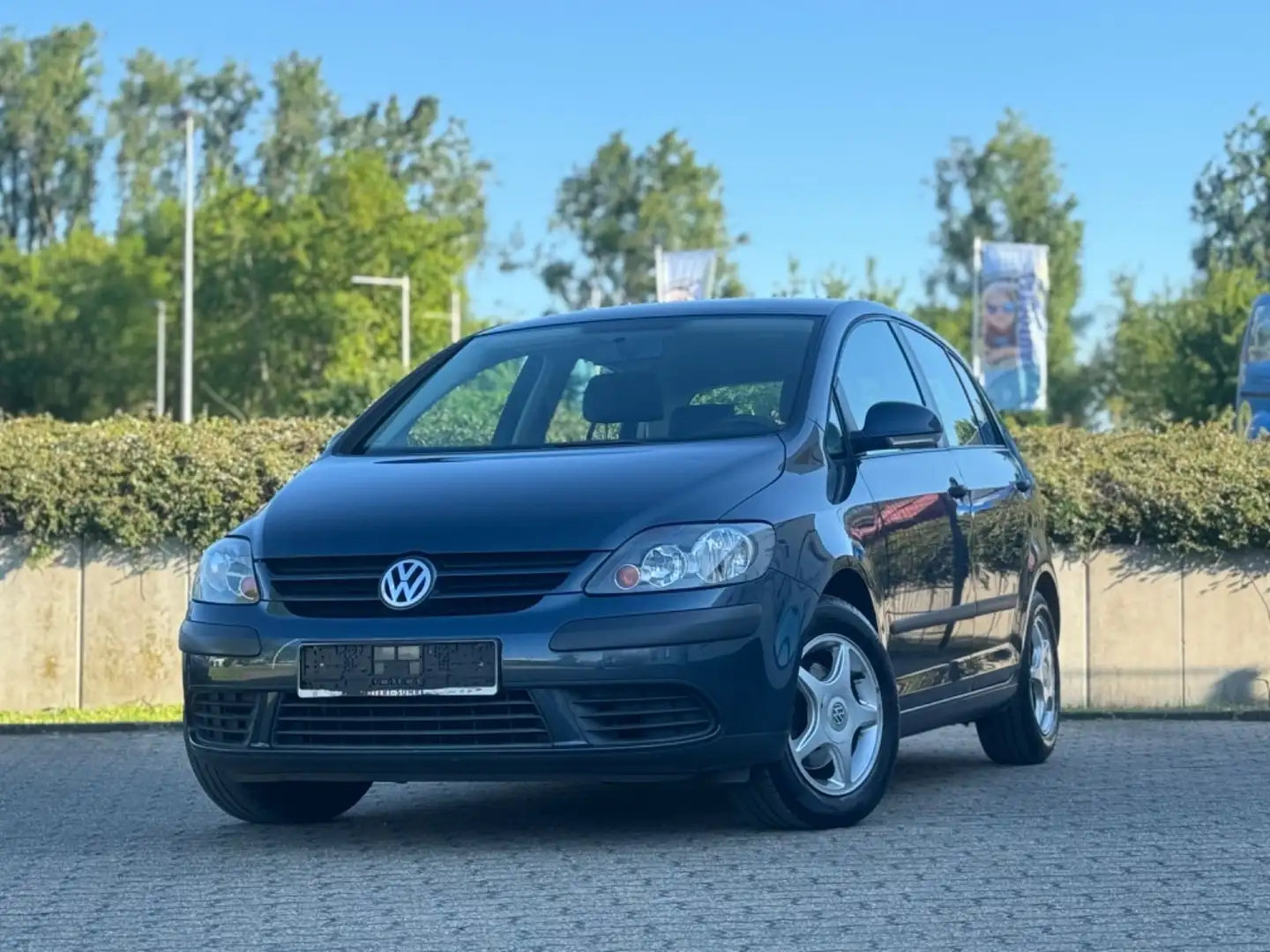 Volkswagen Golf Plus V Trendline*AUTOMA.*KLIMA*E-PAKET*TÜV* Azul - 1